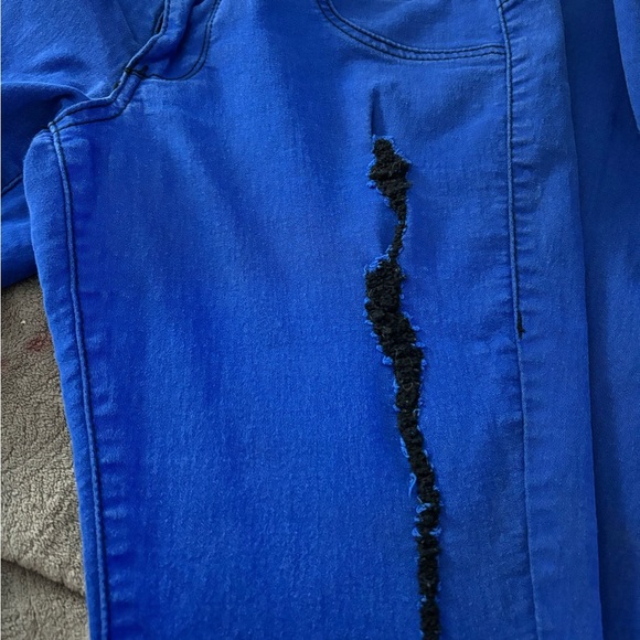 Lovesick Vibrant Blue and Deep Black Apparel - Picture 8 of 10